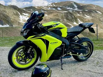 cbr 1000 rr fireblade