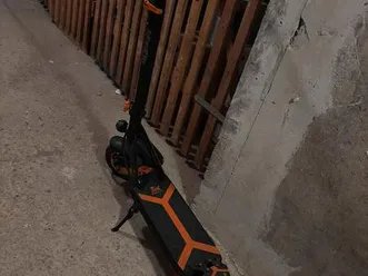 kukirin g2 max e-scooter schwarz/orange