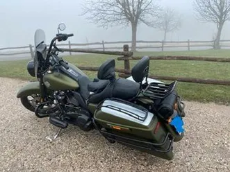 harley-davidson touring road king - 2022