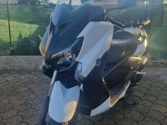 yamaha x-max 125 bianco