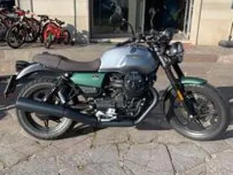 moto guzzi v7 stone centenario