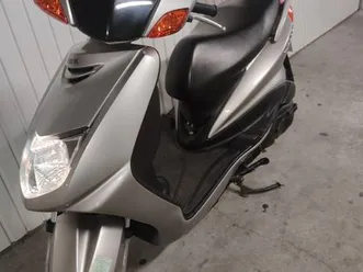scooter 125 mbk flame x (yamaha cygnus)