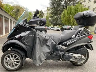 piaggo mp3 400cm3 lt