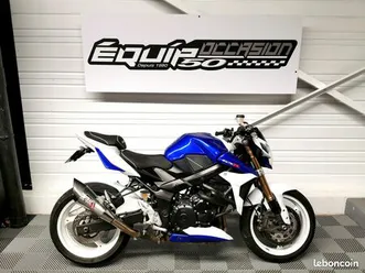 suzuki gsr 750 gsr750