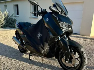 yamaha x-max 300