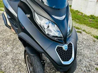 scooter piaggio mp3 500