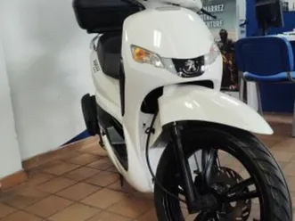 peugeot tweet 125 2023 125 cm3 | scooter | 4 071 km | blanc | 94370 sucy en brie
