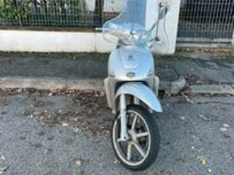 liberty 150 compreso passaggio