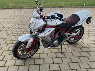 kawasaki er-6n silber/rot - sehr gepflegt