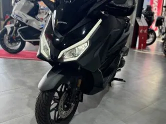 honda nss forza 125 2025 125 cm3 | scooter | 1 046 km | noir | 11000 carcassonne