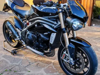 triumph speed triple 1050s