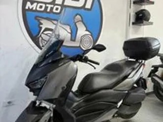 yamaha x-max 300