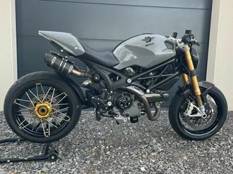 ducati monster
