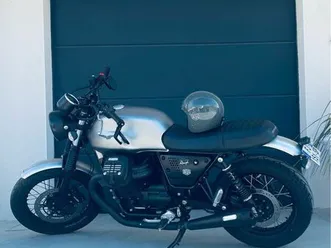 moto guzzi v7 rough 2019 , 15000km état impeccable