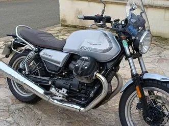 moto guzzi v850 spécial