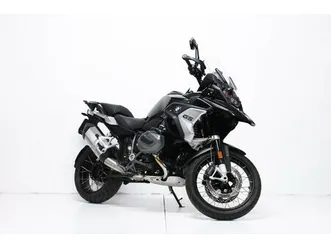 r 1250 gs triple black