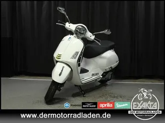 vespa gts 125 super tech, supertech e5+ bianco