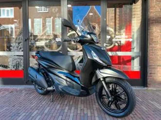 piaggio beverly 400 hpe | 2024 | 1314km | eerste eigenaar — motoren | piaggio — marktplaats