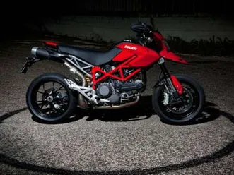 ducati hypermotard 1100 evo