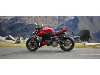 ducati streetfighter v2