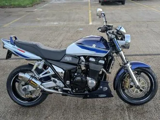 suzuki gsx1400 k5. great condition. serviced. 19k. really nice example service and mot included 1402 cc