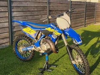 ② yamaha yz 125 bwj2022