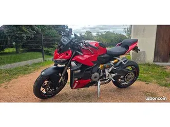 ducati streetfighter v2
