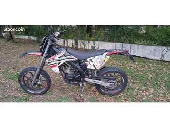 moto rieju mrt 50
