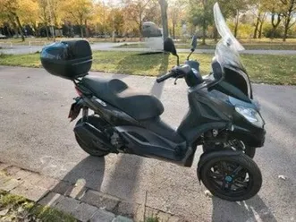 piaggio mp3 300