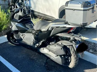 sym adx 125 tout équipé