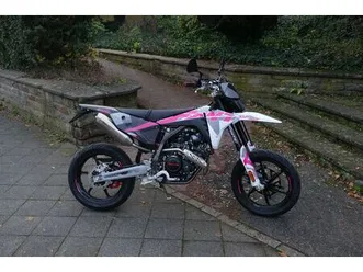fantic xmf 125 performance pink edition0