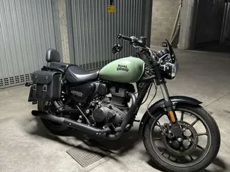 royal enfield meteor 350 super accesoriata