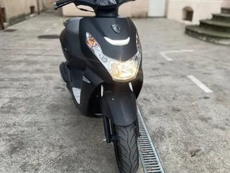 kisbee 50 4t black edition 2024