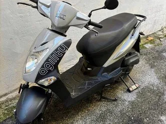 scooter kymco agility 50 – 2023 – sous garantie – très propre