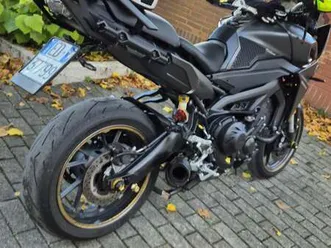 yamaha tracer 900 grigio