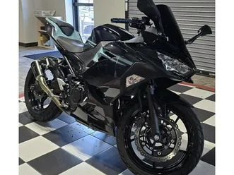 2020 kawasaki ninja® 400 spark black/ magnetic dark gray/ phantom blue