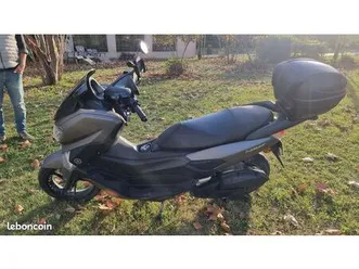scooter yamaha n max 125