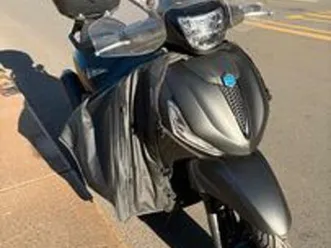 piaggio beverly 300 hpe - pari al nuovo