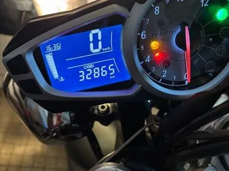 speed triple 1050. 2011