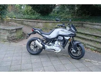 moto guzzi v 100 mandello