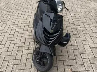 ② piaggio zip 2t 70 cc