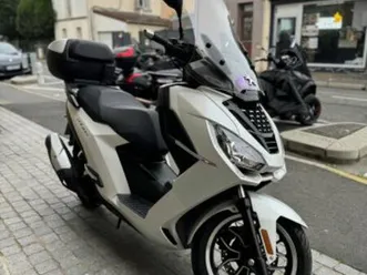 peugeot pulsion 125 allure 2023 125 cm3 | scooter | 5 921 km | blanc | 78700 conflans ste honorine