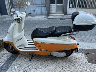 scooter peugeot django matosinhos e leça da palmeira