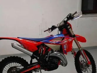 beta rr 125 2t de 2023 oliveira de azeméis, santiago de riba-ul, ul, macinhata da seixa e madail