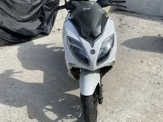 moto keeway cityblade 125 com top case mesão frio