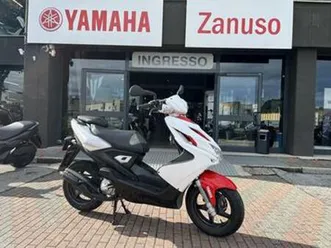 yamaha aerox 50 scooter 50 motore 2t