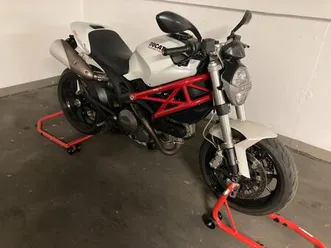ducati monster 796