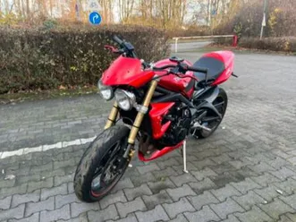 triumph street triple r 675