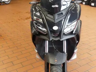 aprilia sr gt 200 mit sturzschaden