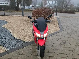 aprilia sxr 50